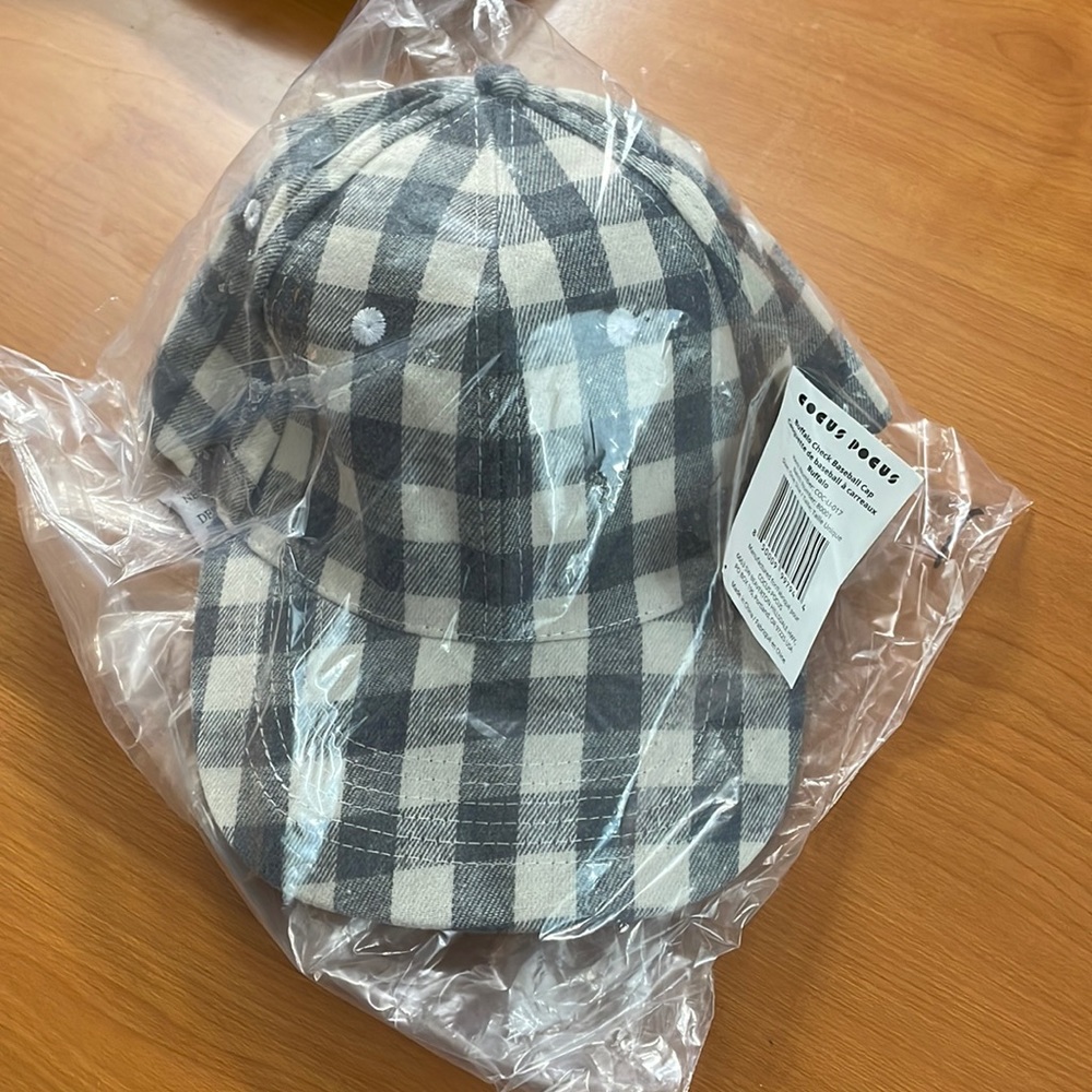 NWT. Ladies Buffalo Check Baseball hat. $13